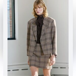 NWT ZARA CHECKERED blazer size. XL 
🚨 FIRM PRICE NO ACCEPT OFFER